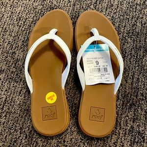 Reef Sandals - Women’s Size 9